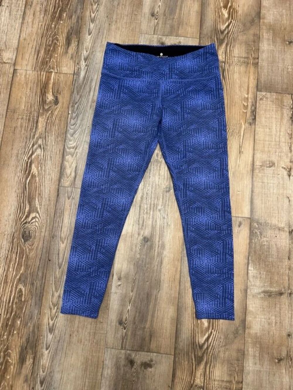 Blue pattern leggings